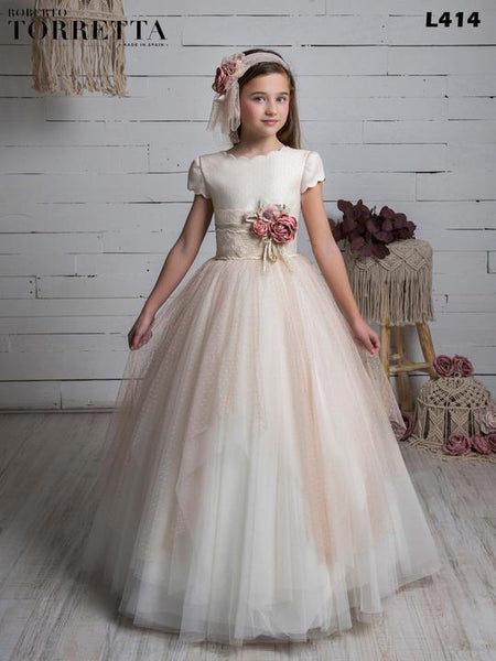 Girl's Communion Dresses in Alicante Marla An Unmistakable Style