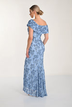 Cargar imagen en el visor de la galería, Vestido largo Frank Lyman 268254
