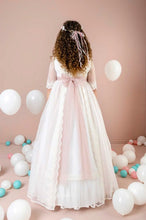 Load image into Gallery viewer, Vestido Comunión Lilus 40122
